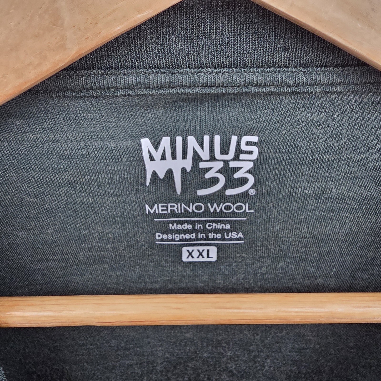 Minus 33 Shirt Mens 2XL Green Merino Wool Henley Midweight Long Sleeve gallery