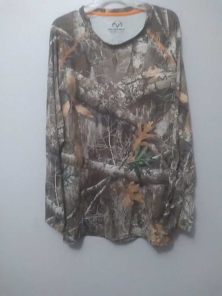Realtree Compression Shirt Men's XL Edge Camoflauge Camo Outdoors Hunting Wear