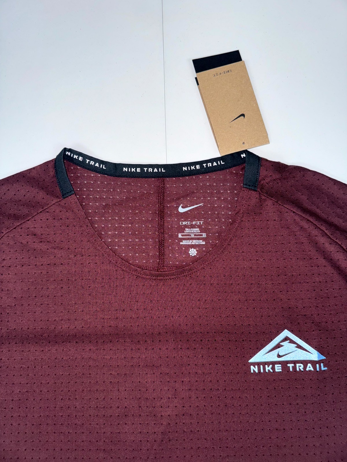 Nike Trail Solar Chase Dri-FIT Running Top Men's XLT Burgundy Crush DV9305-652 gallery