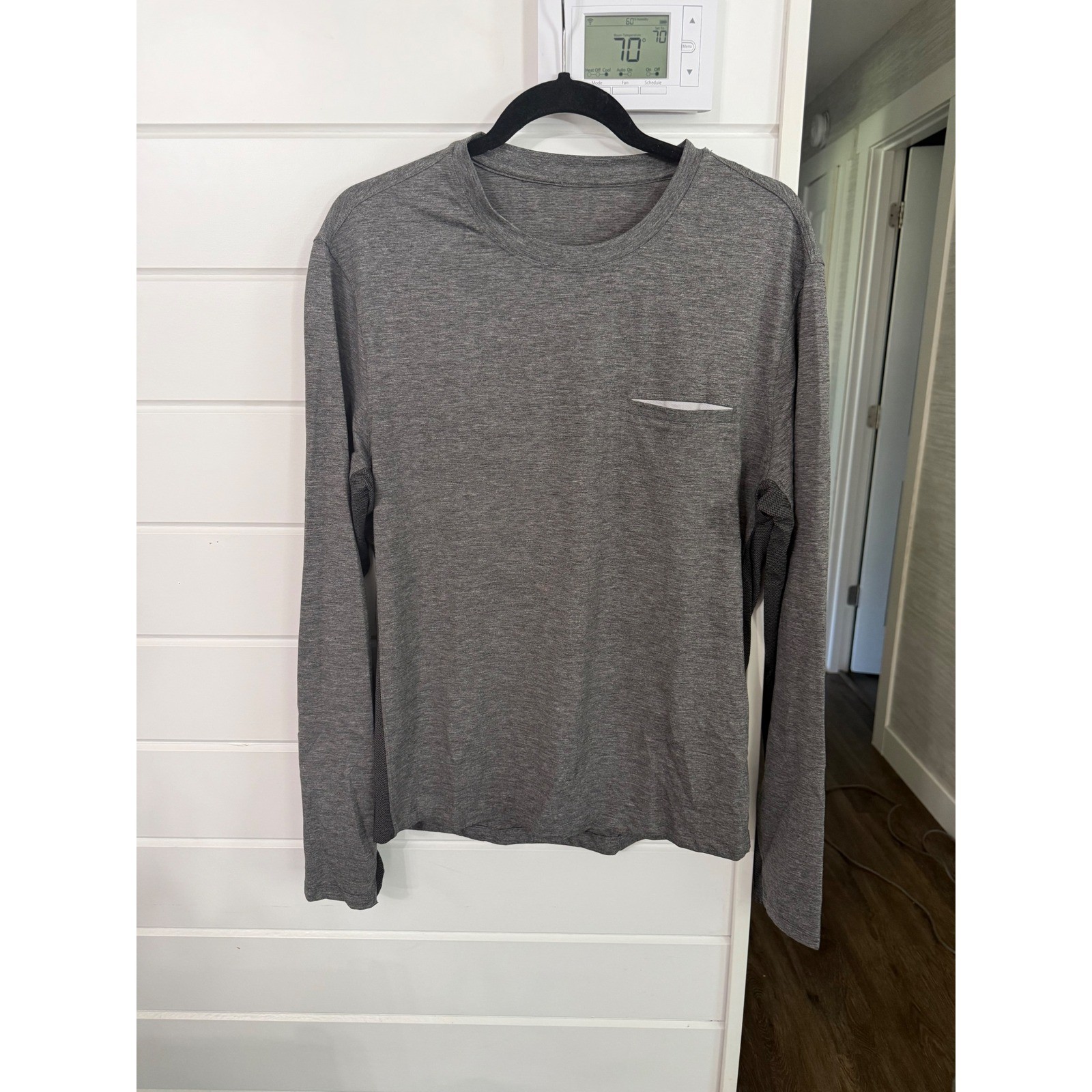Lululemon Mens Long Sleeve Performance Pocket Shirt Heathered Grey Medium PTP 21 gallery