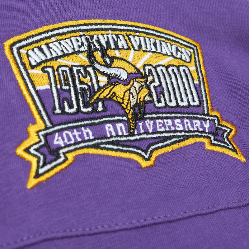 Men's Mitchell & Ness Randy Moss Purple Minnesota Vikings 2000 Retired Player 84 gallery