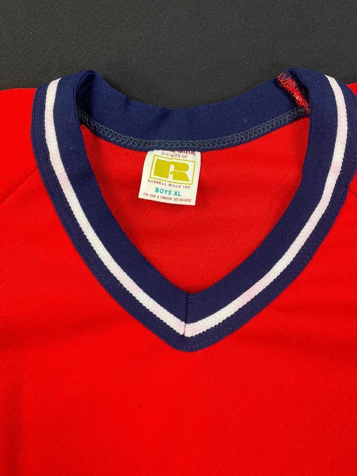 Vintage Wilson Red V-Neck Blank Jersey - Navy & White Striped Sleeves Boys XL gallery