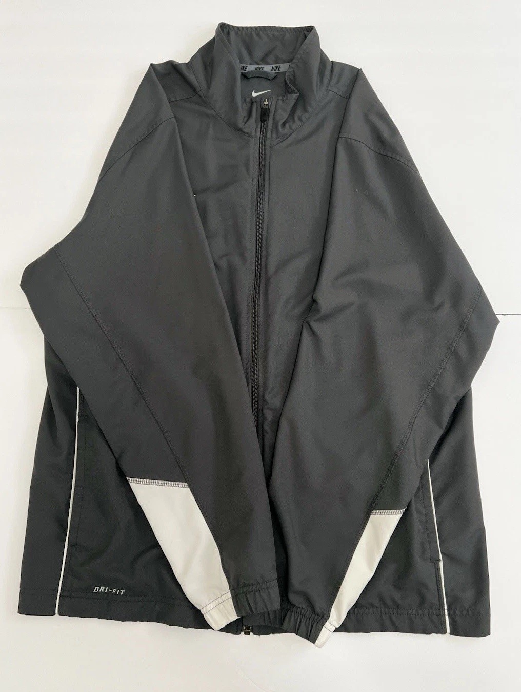 Nike Dri-FIT Men’s Large Full Zip Windbreaker Jacket Gray White Running Athletic gallery