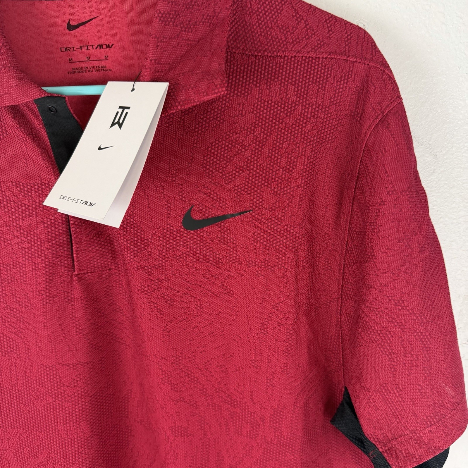 Nike Tiger Woods ADV First Win Anniversary Polo DH0711 Fire Berry Sz M gallery