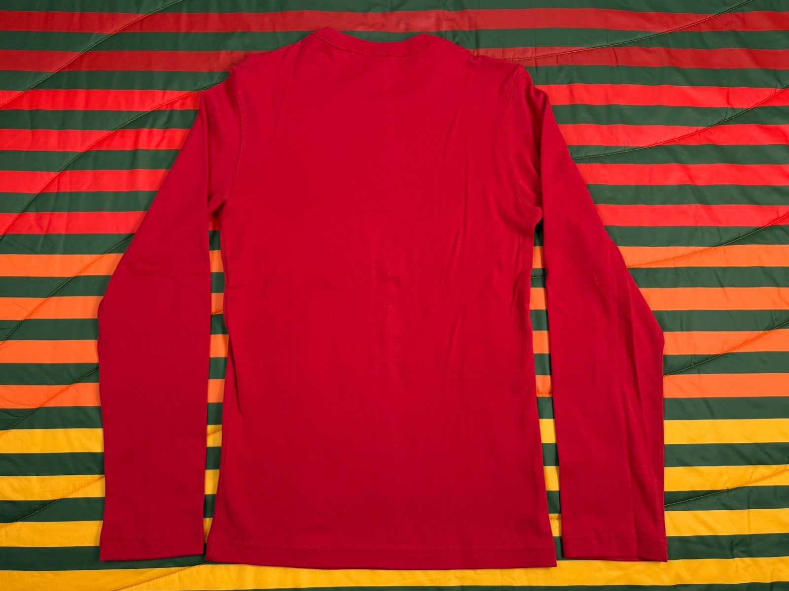 NWT Retired H&M L.O.G.G. Red Long Sleeve Thermal Shirt Mens Small Fall Winter gallery