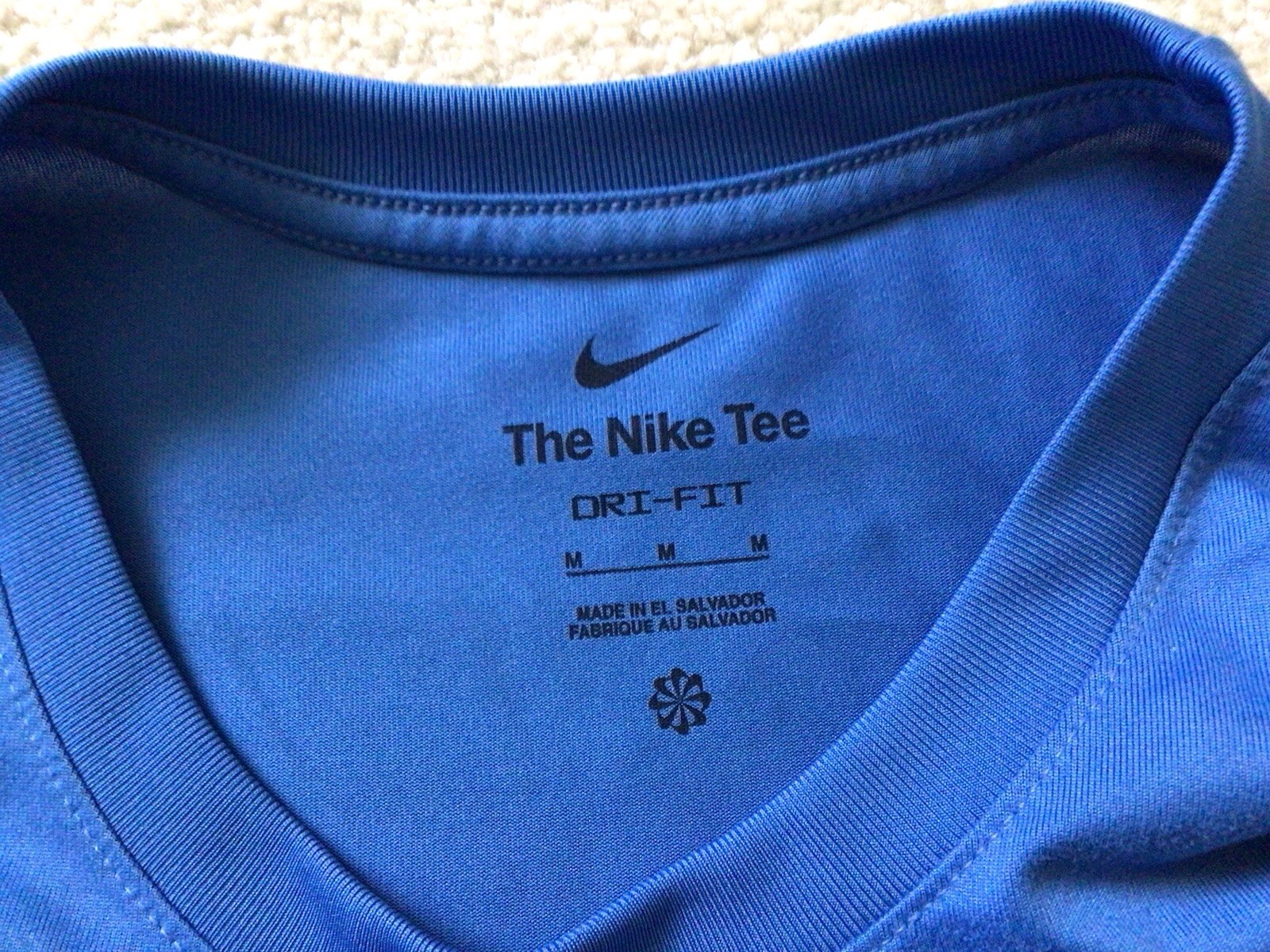THE NIKE TEE DRI FIT, COLOR ROYAL BLUE, SIZE MEDIUM, NWOT! gallery