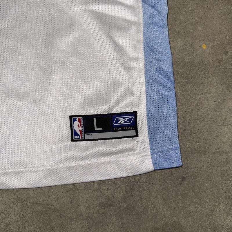 Vintage Reebok NBA Denver Nuggets Carmelo Anthony #15 Jersey – White/Light Blue gallery