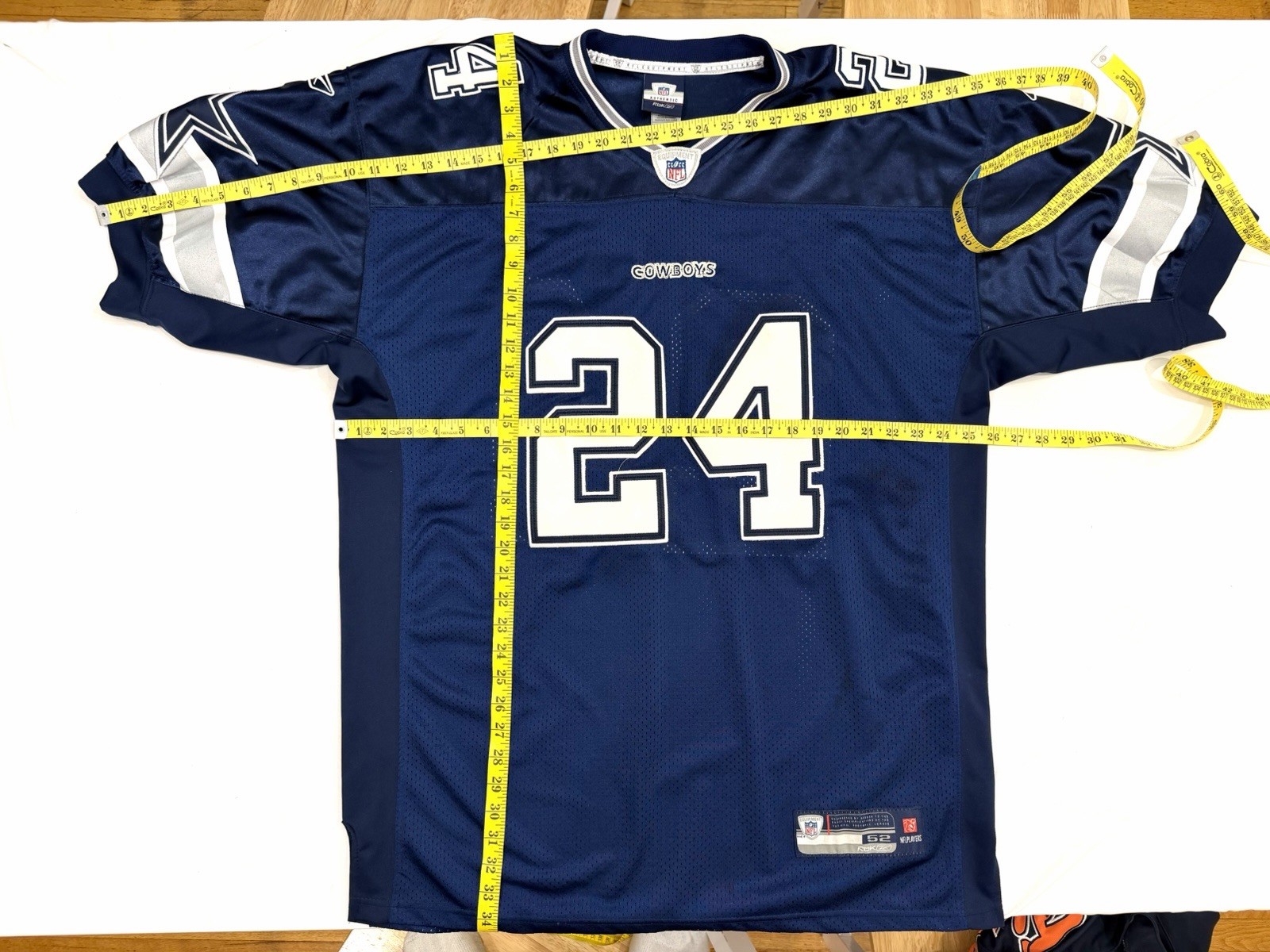 Marion Barber #24 Dallas Cowboys ReeboK Stitched Authentic Jersey Sz 52 gallery