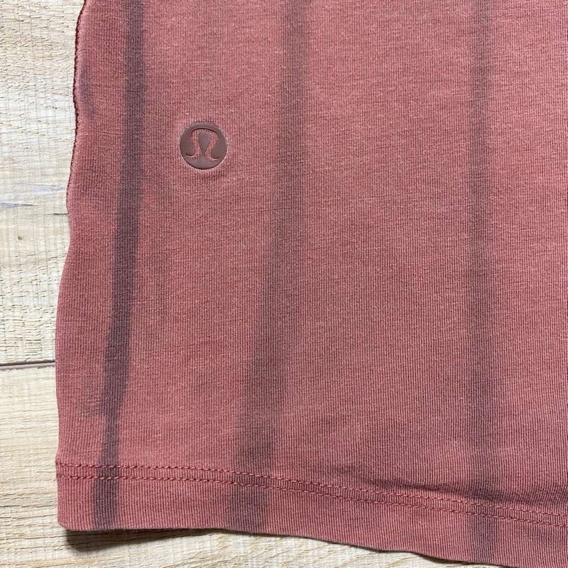 Lululemon Mens 5 Year Basic Tee In Vertical Spray Tie Dye Brown gallery