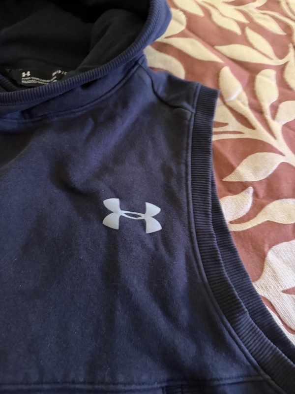 Under Armour Treadborne Performance Vest Hoodie Men Small Black Fitted Workout gallery