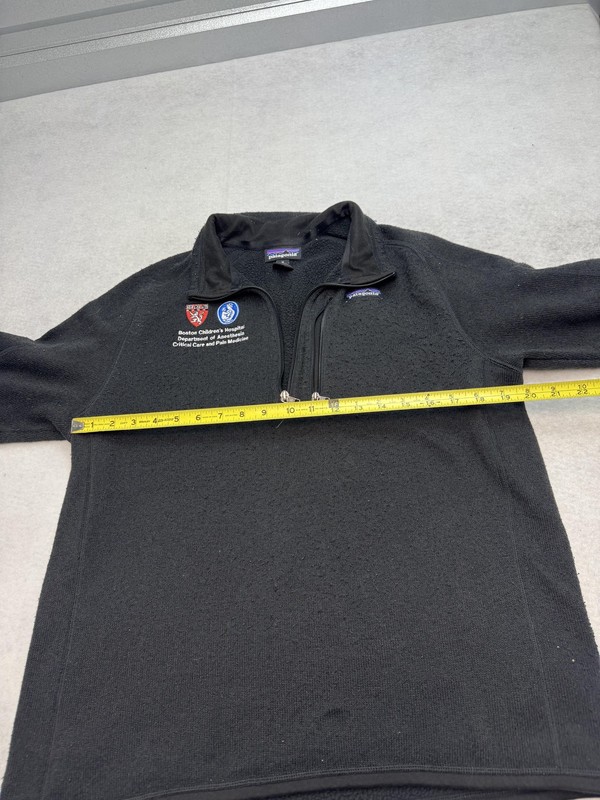 Patagonia Pullover Mens Medium Black 1/4 Zip Fleece Boston Childrens Hospital gallery