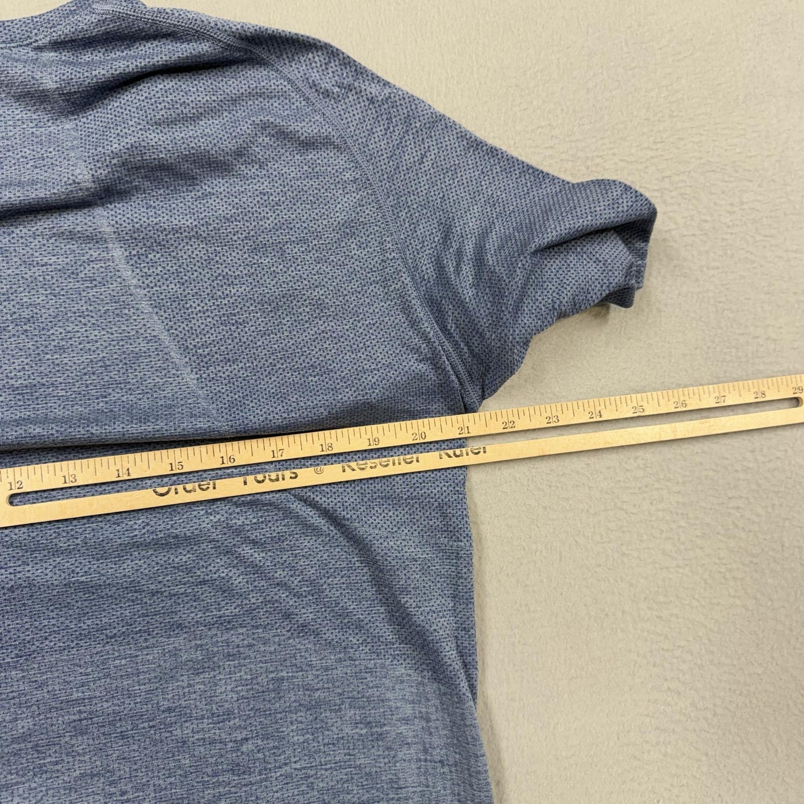 Lululemon Shirt Mens Large Blue Short Sleeve Lightweight Running Performance Top gallery