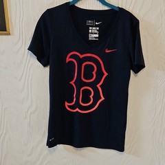Nike The Nike Tee Women’s Dri-FIT Athletic V-Neck T-Shirt Black Red S