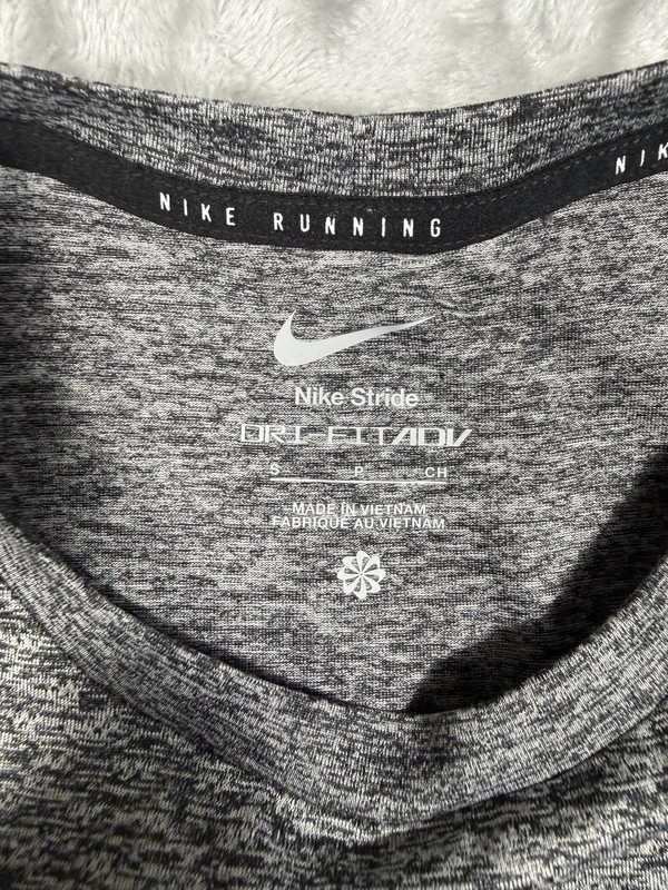 New Nike Stride Dri-FIT ADV Shirt Mens Small Gray Running Top HV5203 011 gallery
