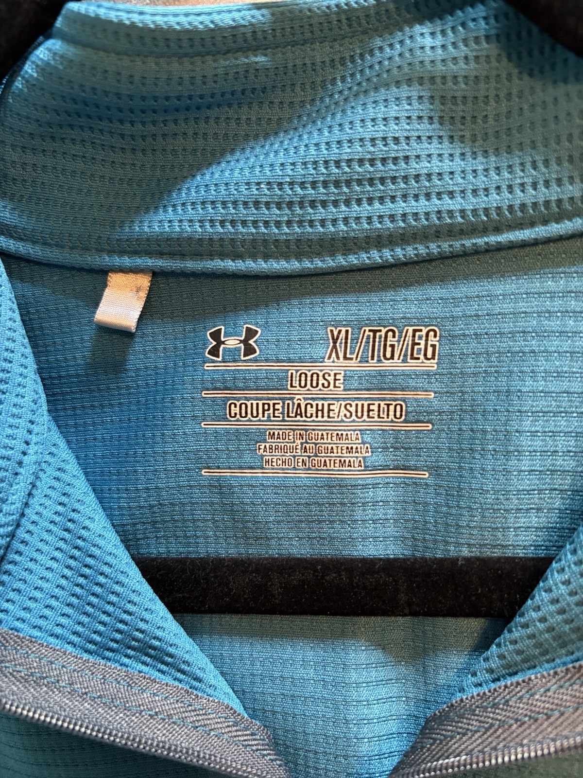 Under Armour Men's XL Blue Performance Long Sleeve Shirt Quarter Zip gallery