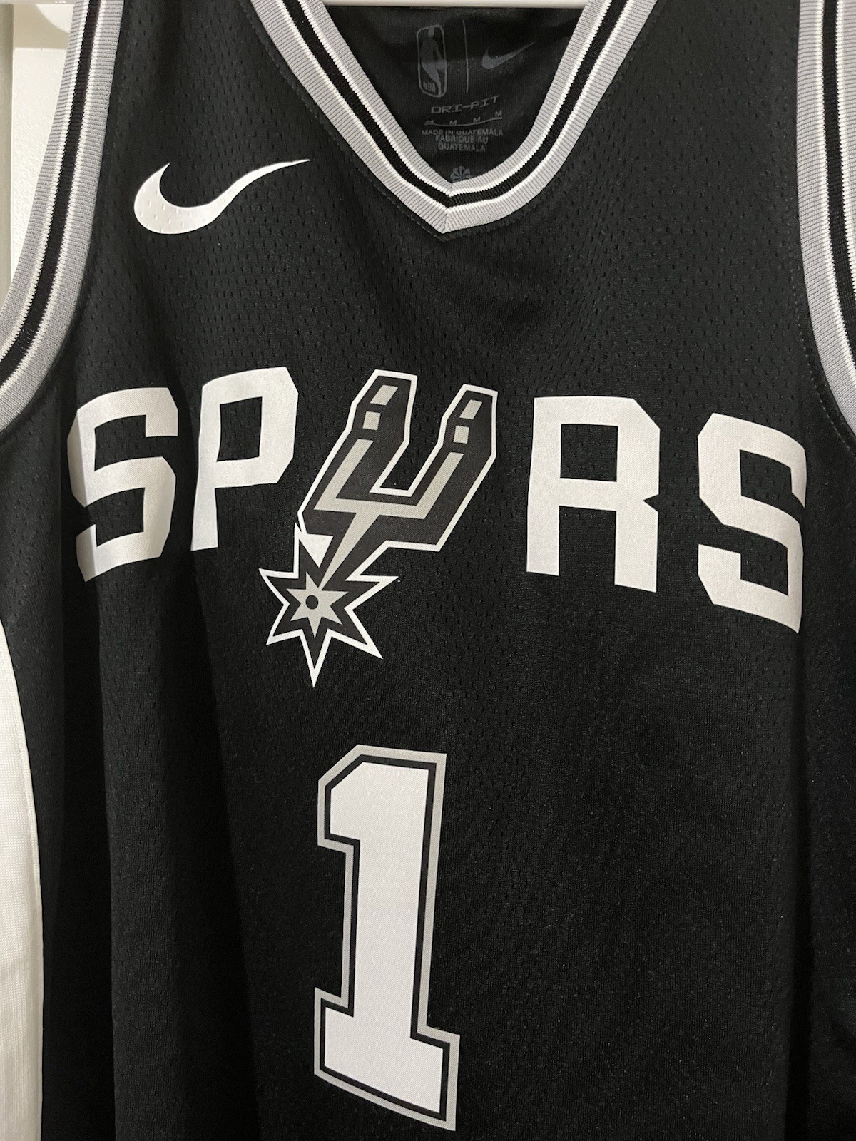 Authentic Nike Icon Edition Spurs Victor Wembanyama Jersey DN2022-015 M gallery
