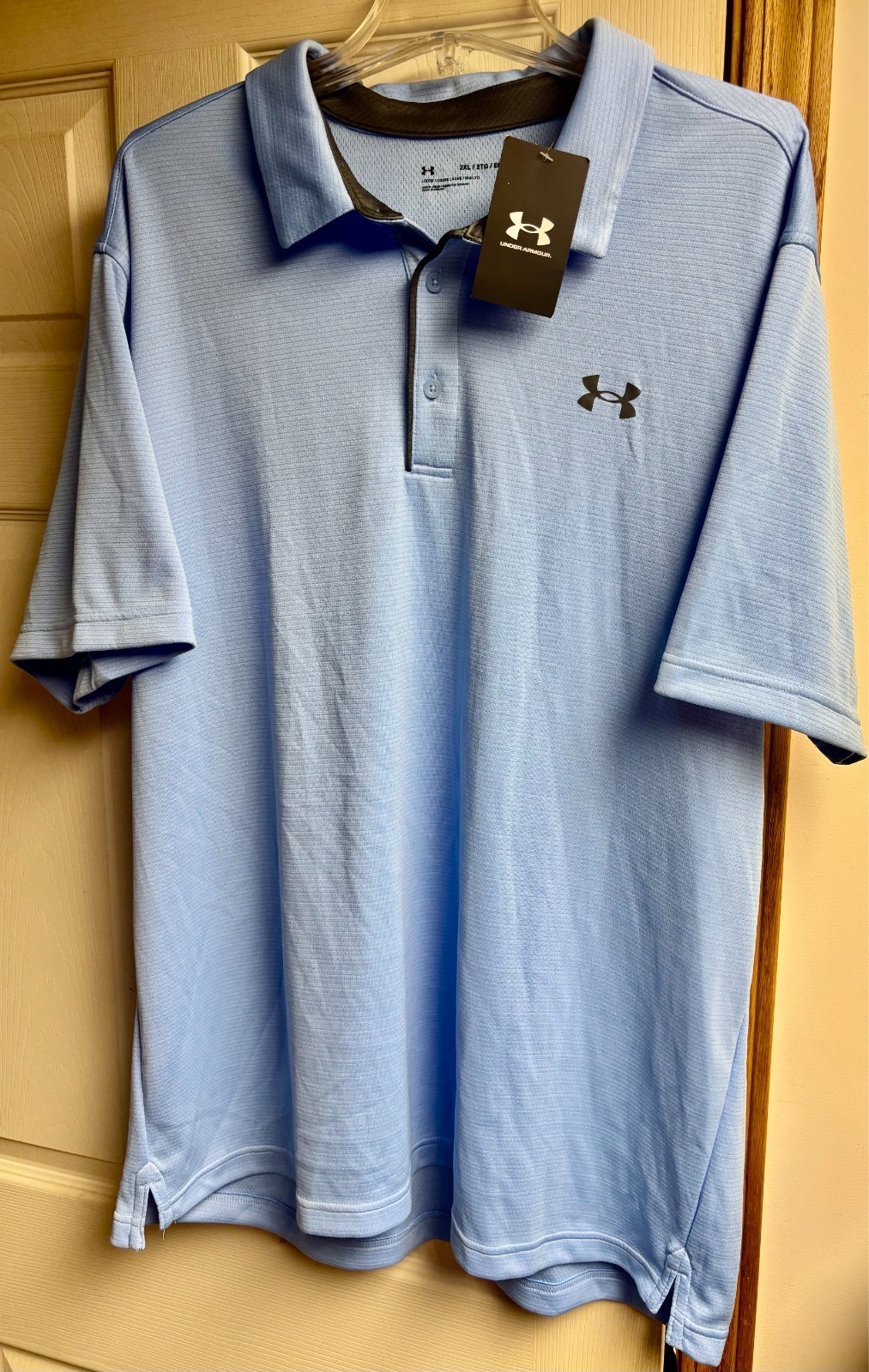 NEW/NWT UNDER ARMOUR Classic Men's 2XL Short Slv Casual Sport Golf Dress Shirt gallery