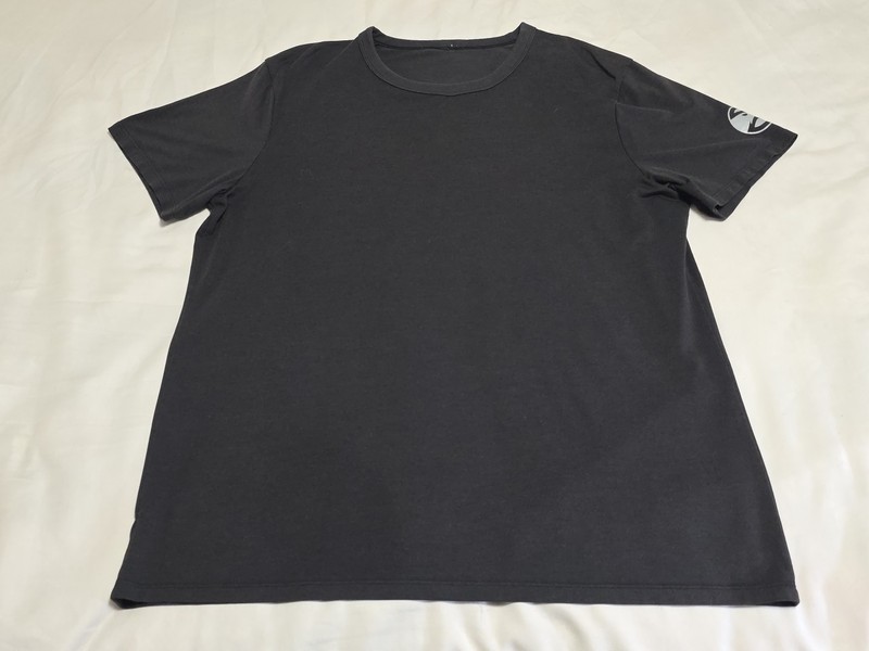 Lululemon X Atlanta Hawks NBA Black Lightweight Athletic Tshirt SZ XL gallery