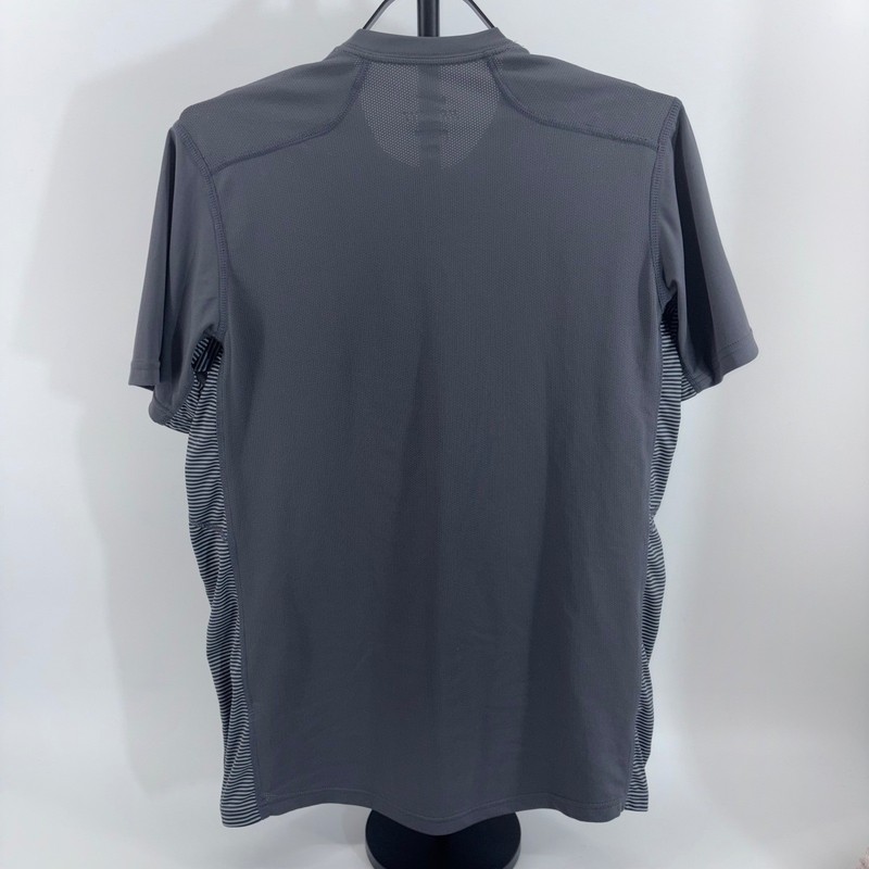 Nike Dri-FIT Mens Training Shirt Gray Striped Side Panels Mesh Back Size Medium gallery