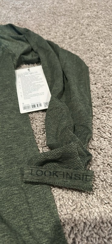 Lululemon Metal Vent Tech 1/2 Zip 2.0 Long Sleeve Size S Rosemary Spruce 77742 gallery