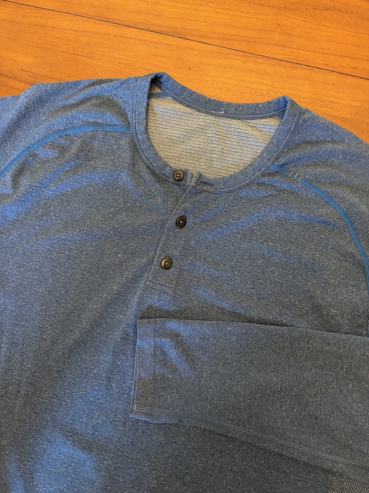 Lululemon Metal Vent Tech Henley Long Sleeve Shirt Mens XL/2XL Blue Gym Athletic gallery