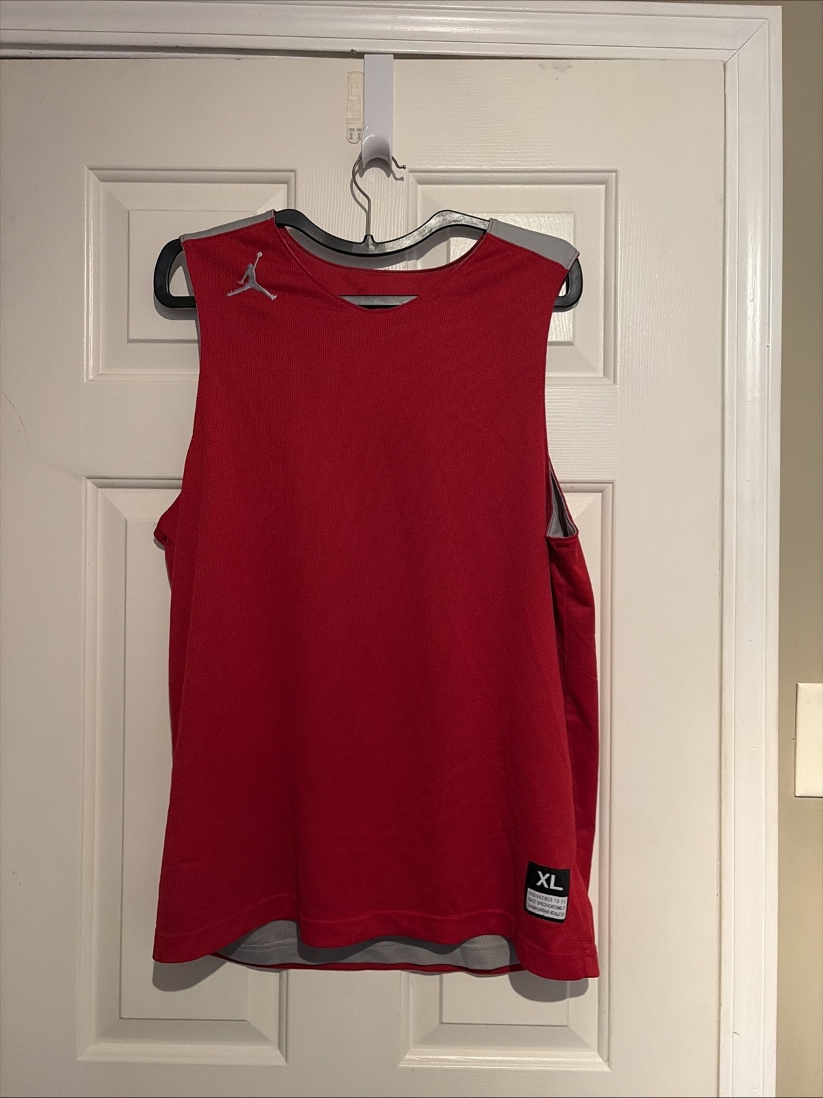 Men’s Nike Team Jumpman Practice Reversible Jersey  Red/Grey Size XL gallery