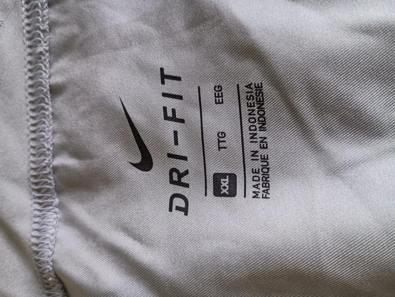 Nike Dri-Fit Men's Silver Gray Football Jersey Size XXL gallery