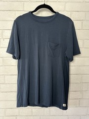 VUORI Men’s Stripe Tee Striped Men’s Size Medium M Gray Charcoal Gray