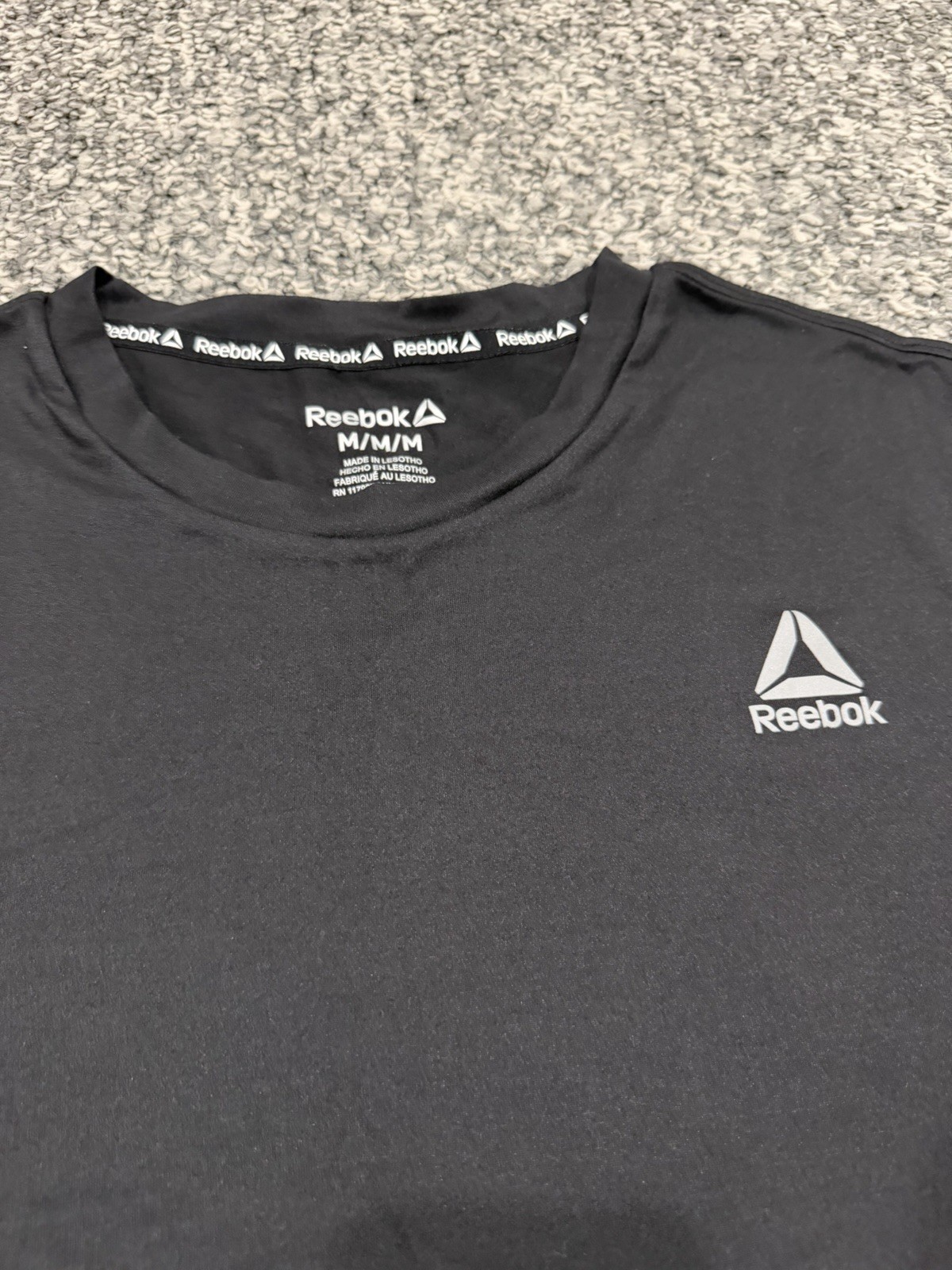 Reebok Mens Everyday Basic Performance Top - Black - Medium- Brand New w/ Tags gallery
