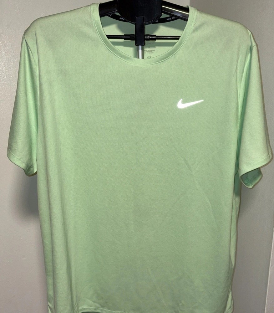 Nike T-Shirts Dri-Fit Athletic for Men Crew Neck Short Sleeve Work out Tee XL