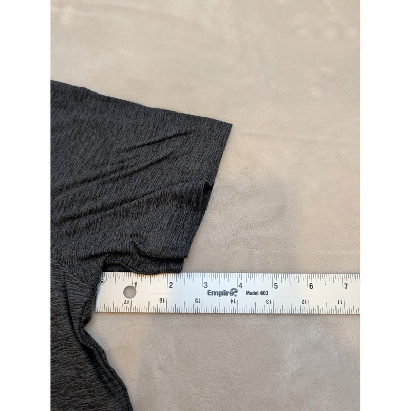 LEG3ND Breathe V-Neck Performance T-Shirt Mens Small Gray Athletic Gym Tee gallery