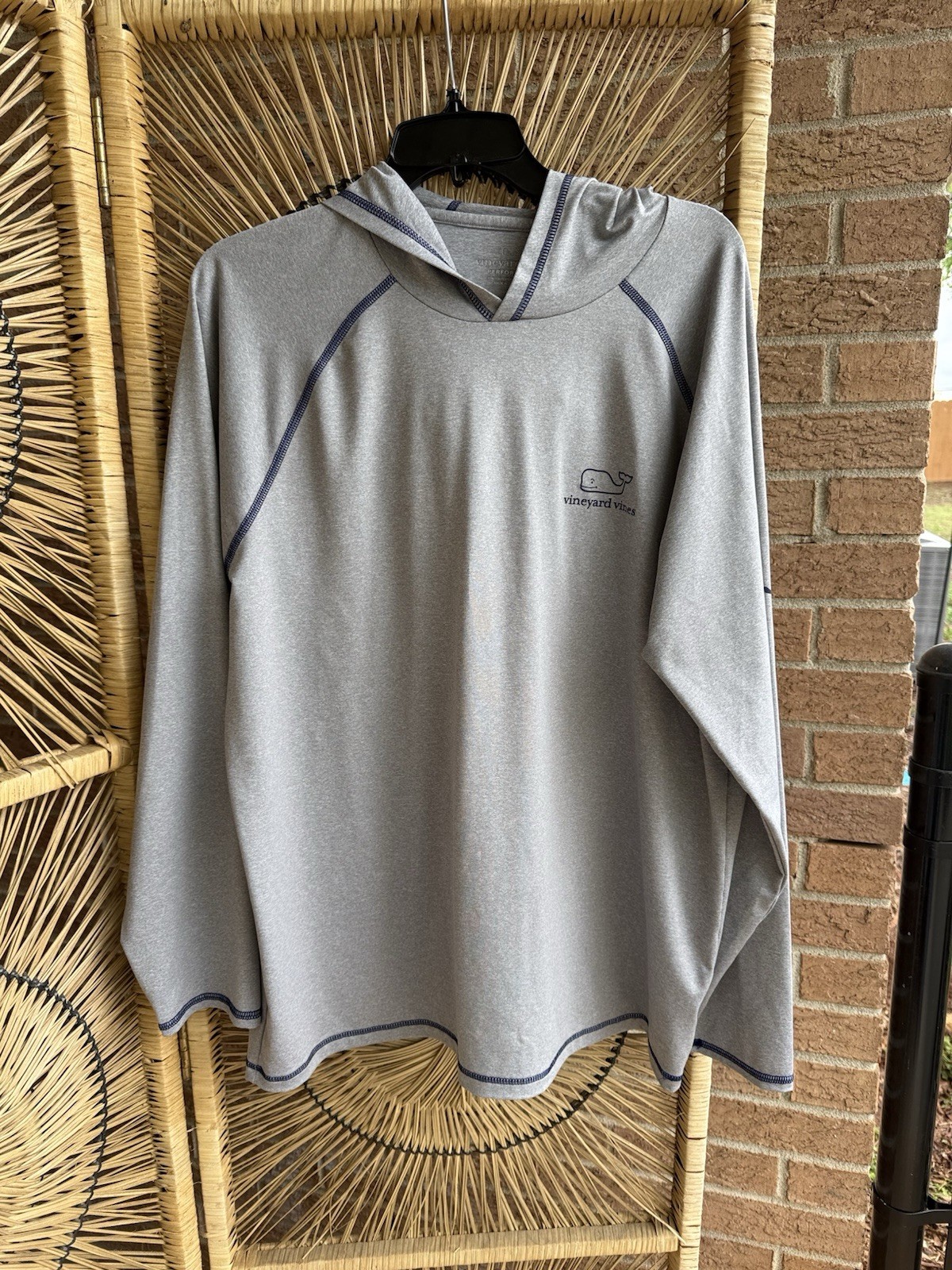 Vineyard Vines Sweatshirt Men's L Long Sleeve Pullover Grey Performance Logo gallery