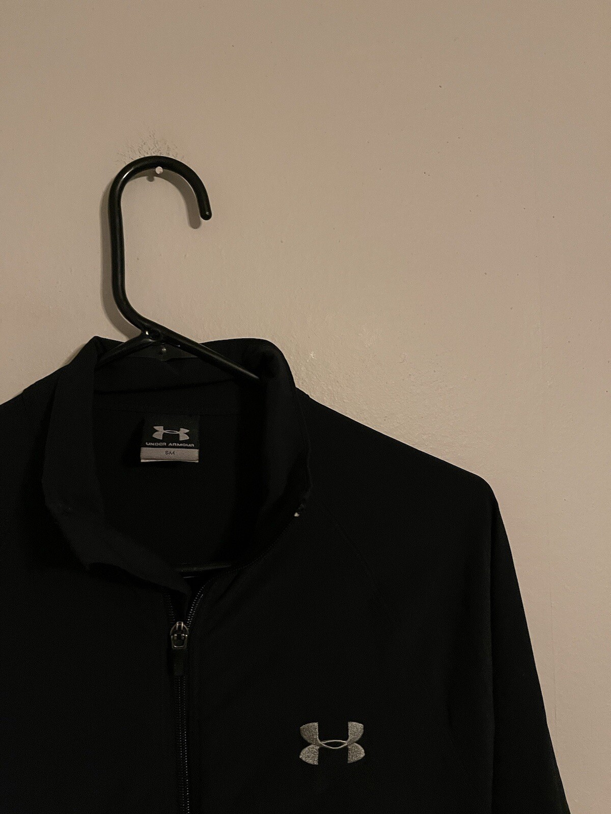 Under Armour Black Windbreaker Stretch Full Zip Track Jacket - Men's Small gallery