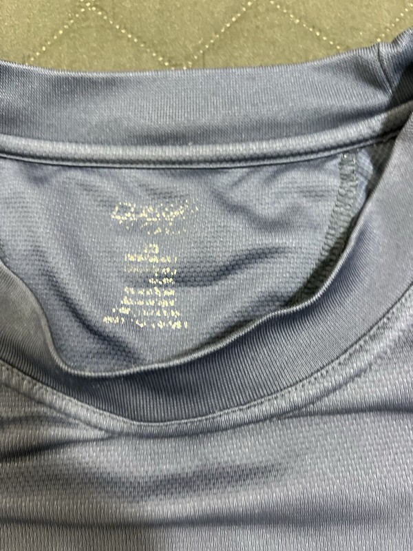 Reebok Men's Navy Blue HydroMove Dri-Fit Activewear Work Out Tshirt Size XL* gallery