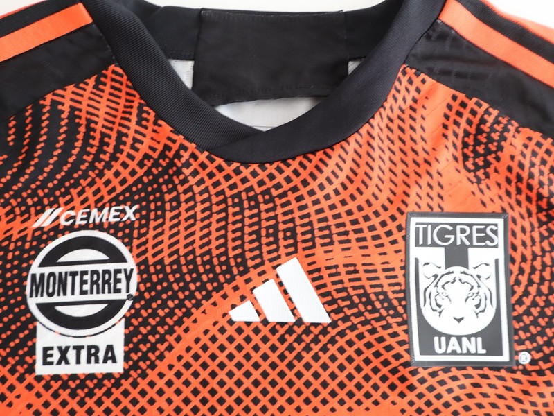 Tigres UANL 2023/24 Adidas Authentic Heat.Rdy Match Jersey Orange Black M gallery