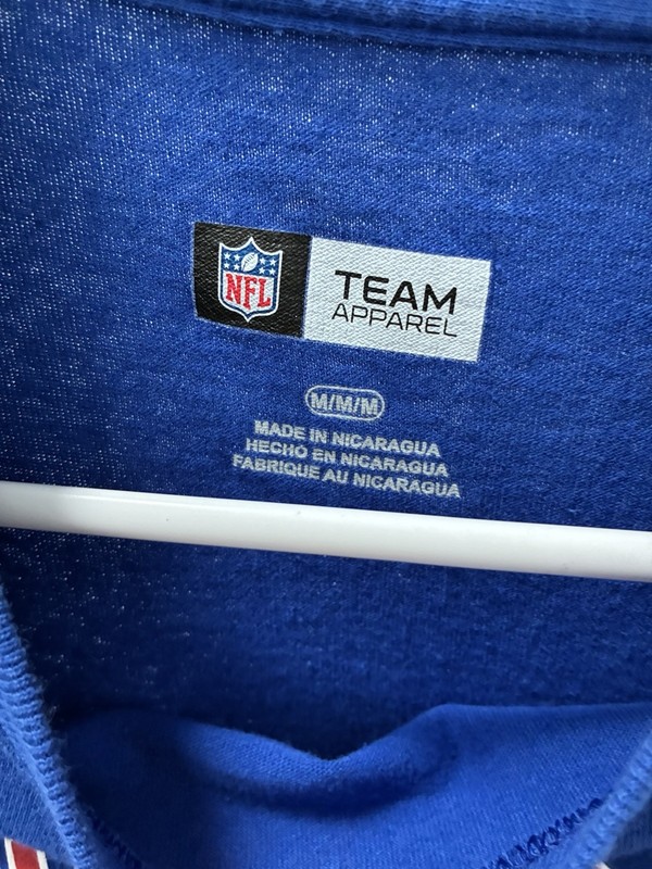 NEW YORK GIANTS NFL TEAM APPAREL 100% COTTON T SHIRT MEN'S Medium gallery