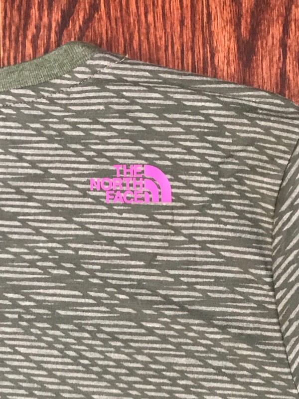 The North Face Men's Pattern T-Shirt Green/Magenta S gallery