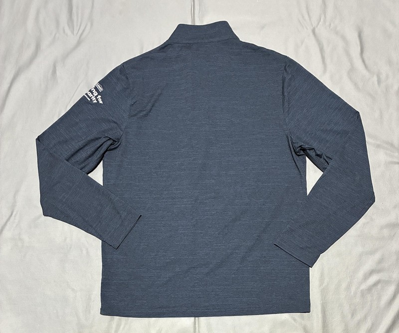 TravisMathew Pullover Mens Large Blue 1/4 Zip Lightweight Performance Golf gallery