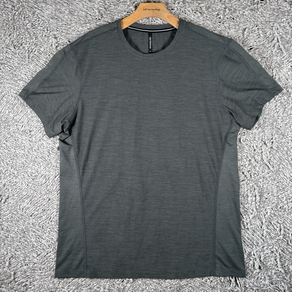 Ten Thousand The Versatile Shirt Men's Large Gray Activewear Stretch Gym 144GMS
