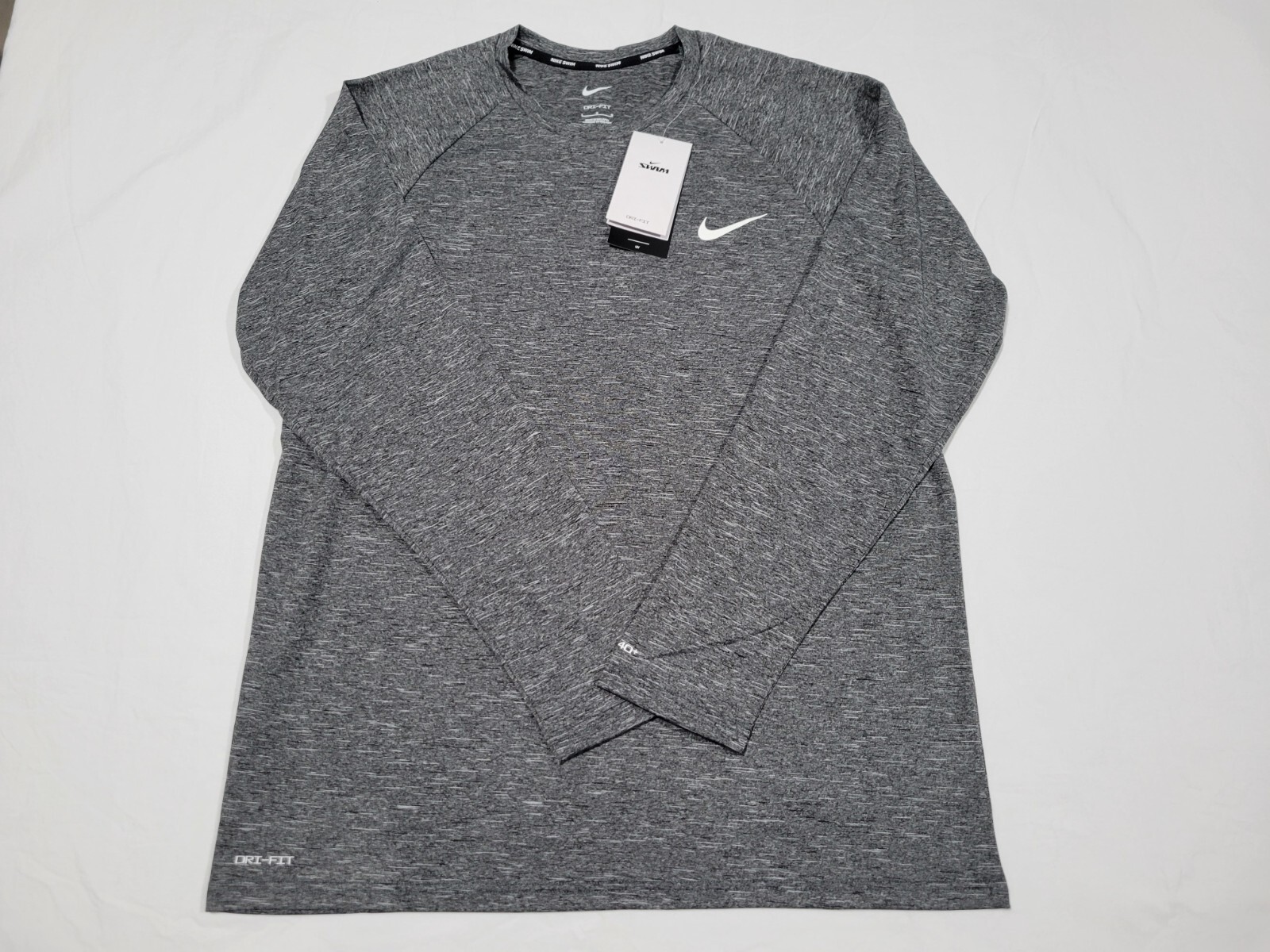 NIKE Mens Essential Hydroguard Swim Long Sleeve UPF 40+ NESSA589-001 Gray gallery