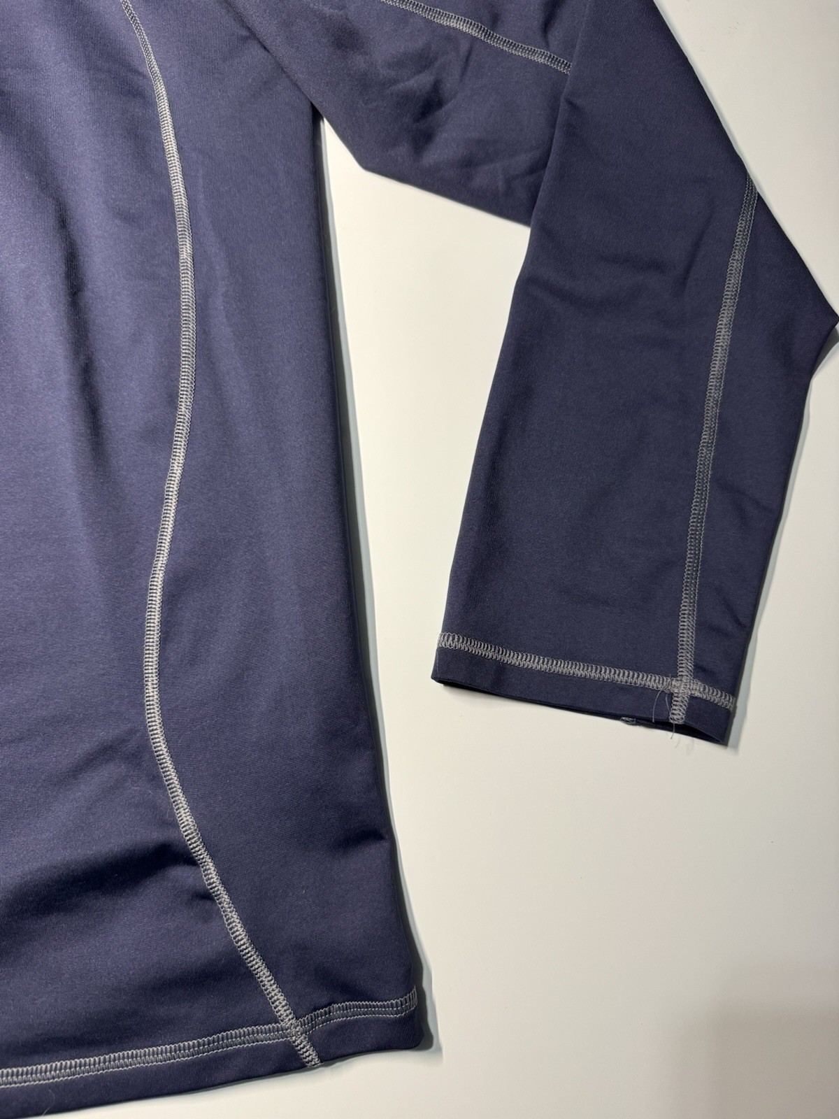 Under Armour Men’s Navy with Grey Stitching Quarter Zip Cold Gear Size Large L gallery