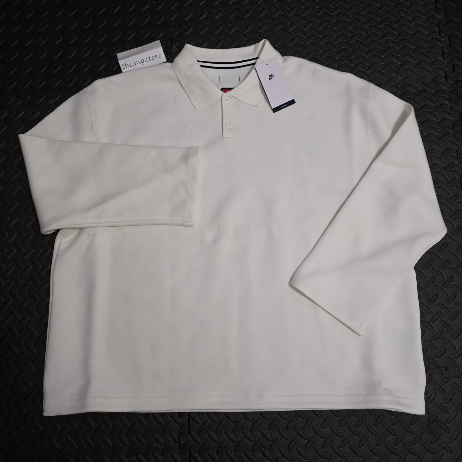Nike Tech Fleece Reimagined 2 Button Top Sail FN3401-133 Men's Sz Large NWT gallery