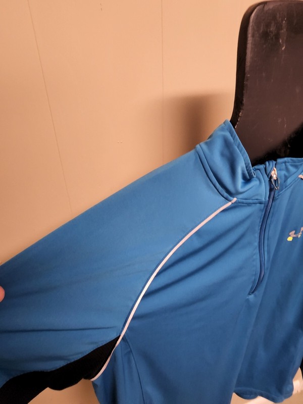 Under Armour Run Long Sleeve Size 2X Blue Black 1/4 Pullover. All Season Gear. gallery