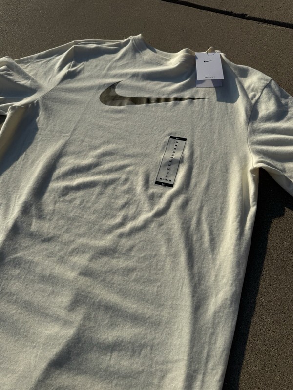 Nike Men's T-Shirt Athletic Logo Swoosh Printed Active Short Sleeve Tee gallery
