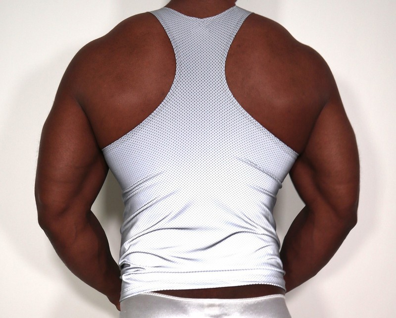 SLEEVELESS SILVER REFLECTIVE SHIRT SIZE SMALL gallery