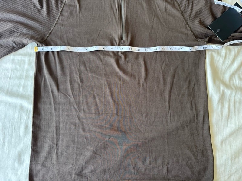 New Lululemon Metal Vent Tech Half Zip Pullover Size Medium Walnut Crunch Brown gallery