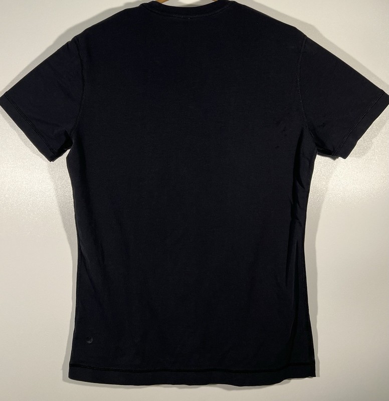 Lululemon Men's Performance Stretch Short Sleeve T Shirt Size Large Yoga Run gallery