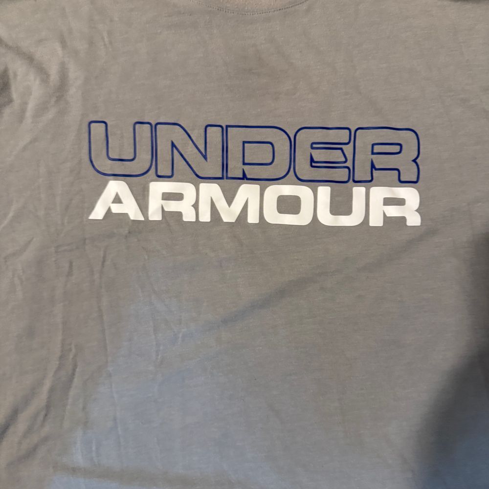 Under Armour Men's L Athletic Logo TShirt Performance Workout Gym Training Gray gallery