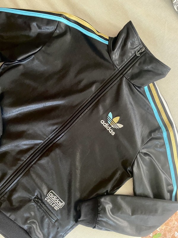 ADIDAS CHILE 62 JACKET size Small gallery