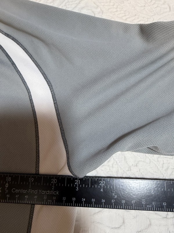 Alo Large Performance Athletic Tee Gray White 42” Chest 28” Long Unisex gallery